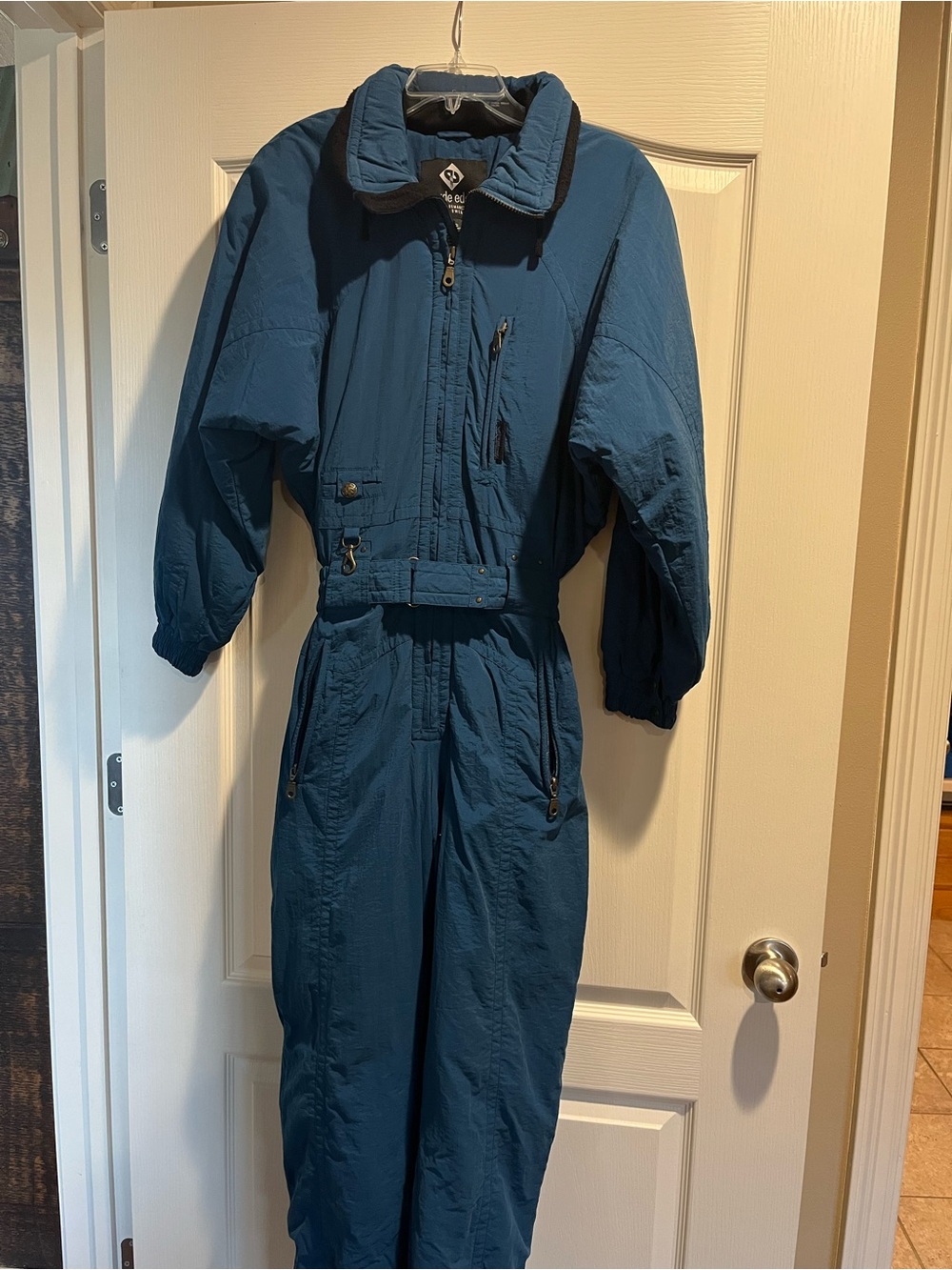 Women’s one piece ski suit